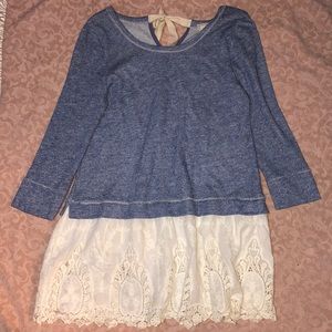 A’reve Anthropology blue sweatshirt tunic cream